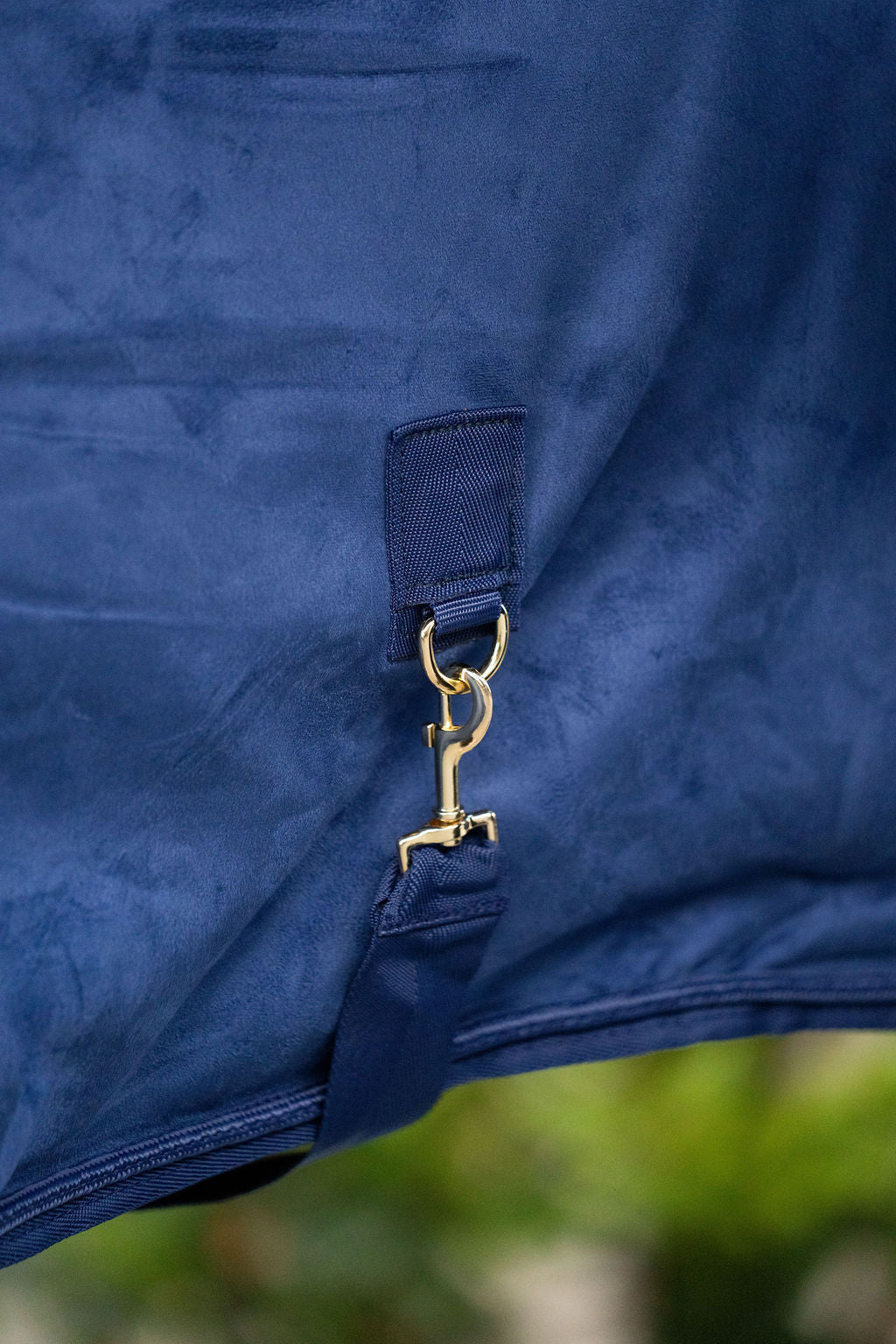 LT® Therapeutic EquSuede Cooler